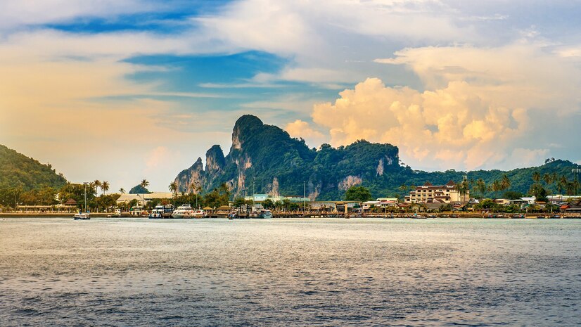 phi phi island ocean